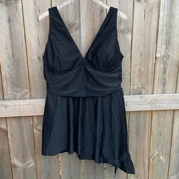 Torrid Swim Dress Wireless Asymmetrical One-Piece Black Short Swim Dress  Size 3